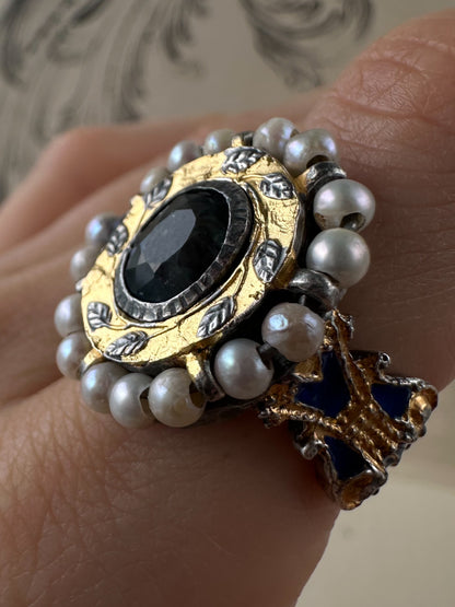 Majestas ring