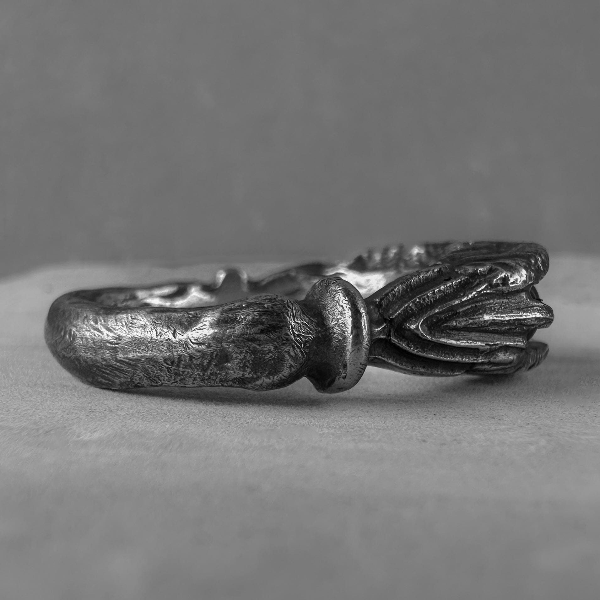 ATLANTIDA Rings with cracks and patterns Project50g 