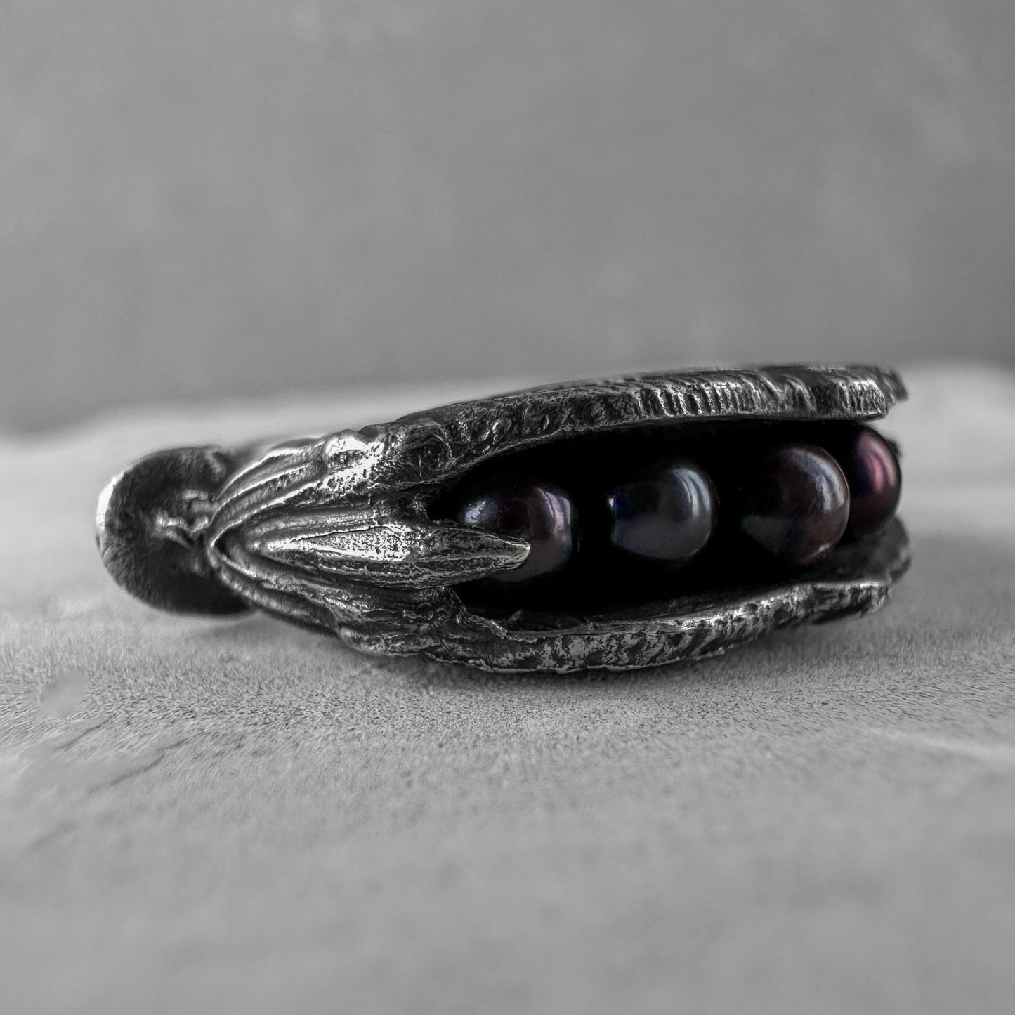 ATLANTIDA Rings with cracks and patterns Project50g 