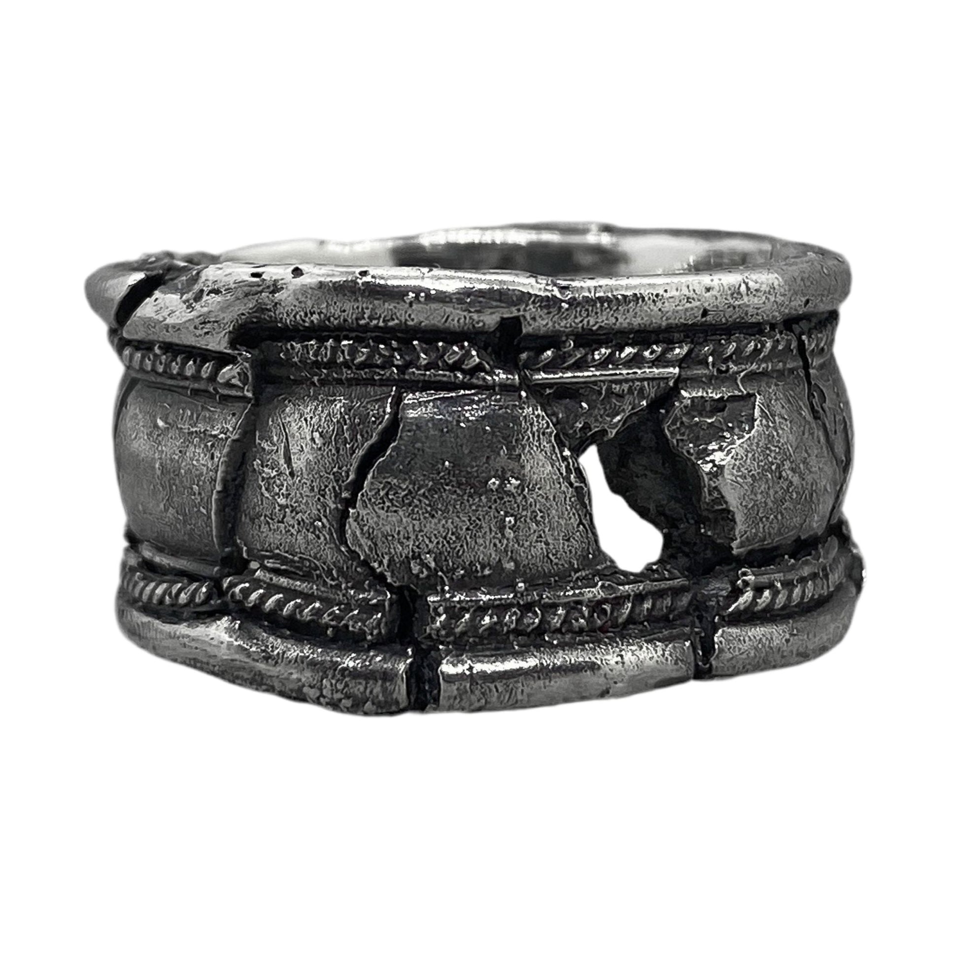 Column ring Unusual rings Project50g 