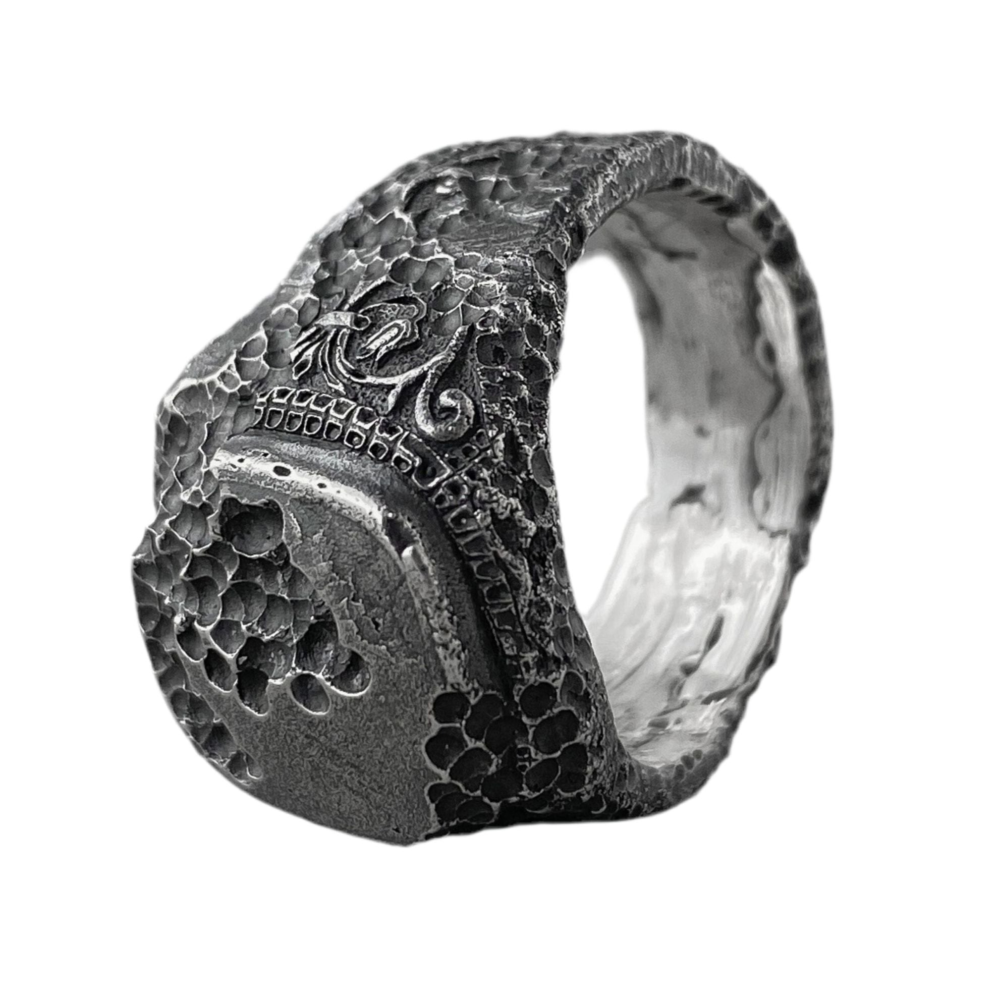 Gorgeous Ring, Textured Silver 925 Signet Ring with a destroyed ...