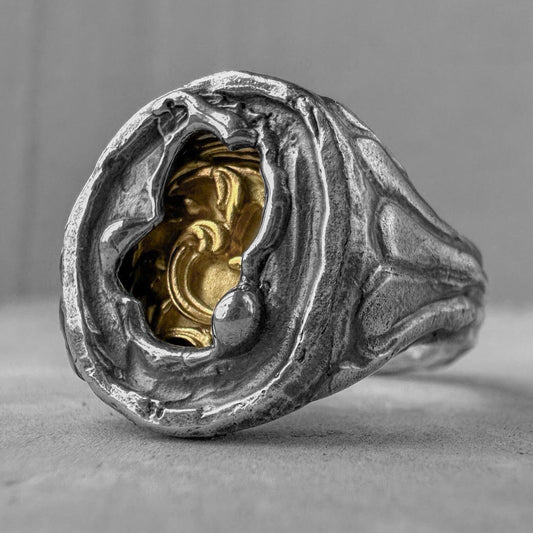 Heritage Ring - unusual signet ring made of sterling silver with a texture of melted metal, gilded patterns and antique motifs. Unusual rings project50g 