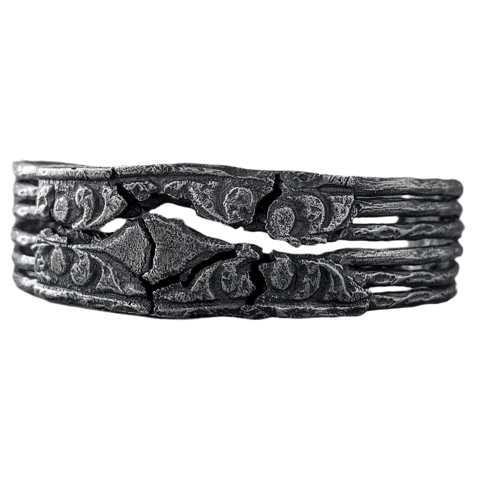 Tethys bracelet- combined ruinistic bracelet with ancient elements, patterns and cracks Bracelets Project50g 