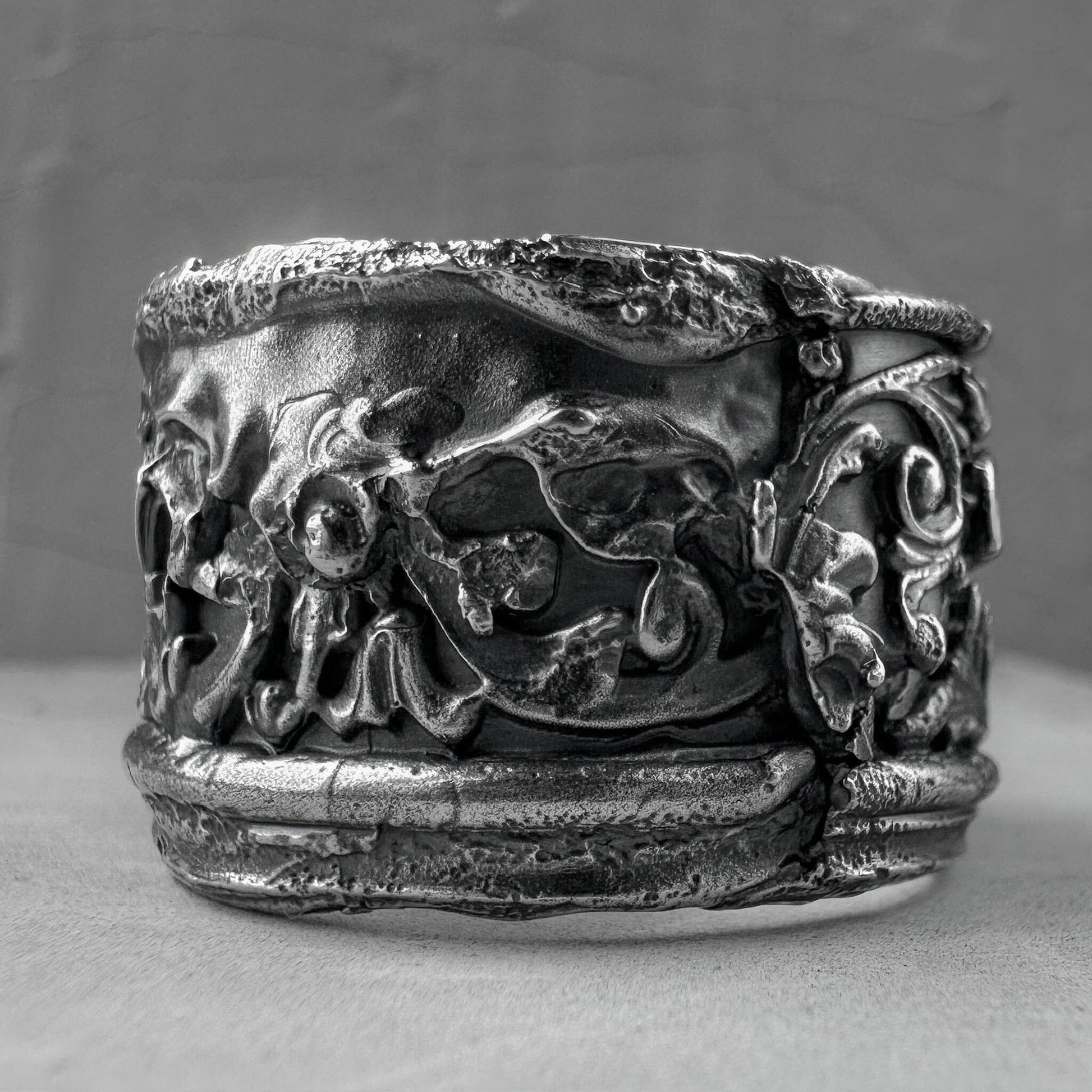 Vestigia ring Unusual rings Project50g 