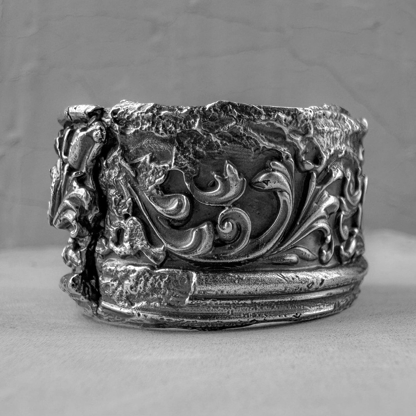Vestigia ring Unusual rings Project50g 
