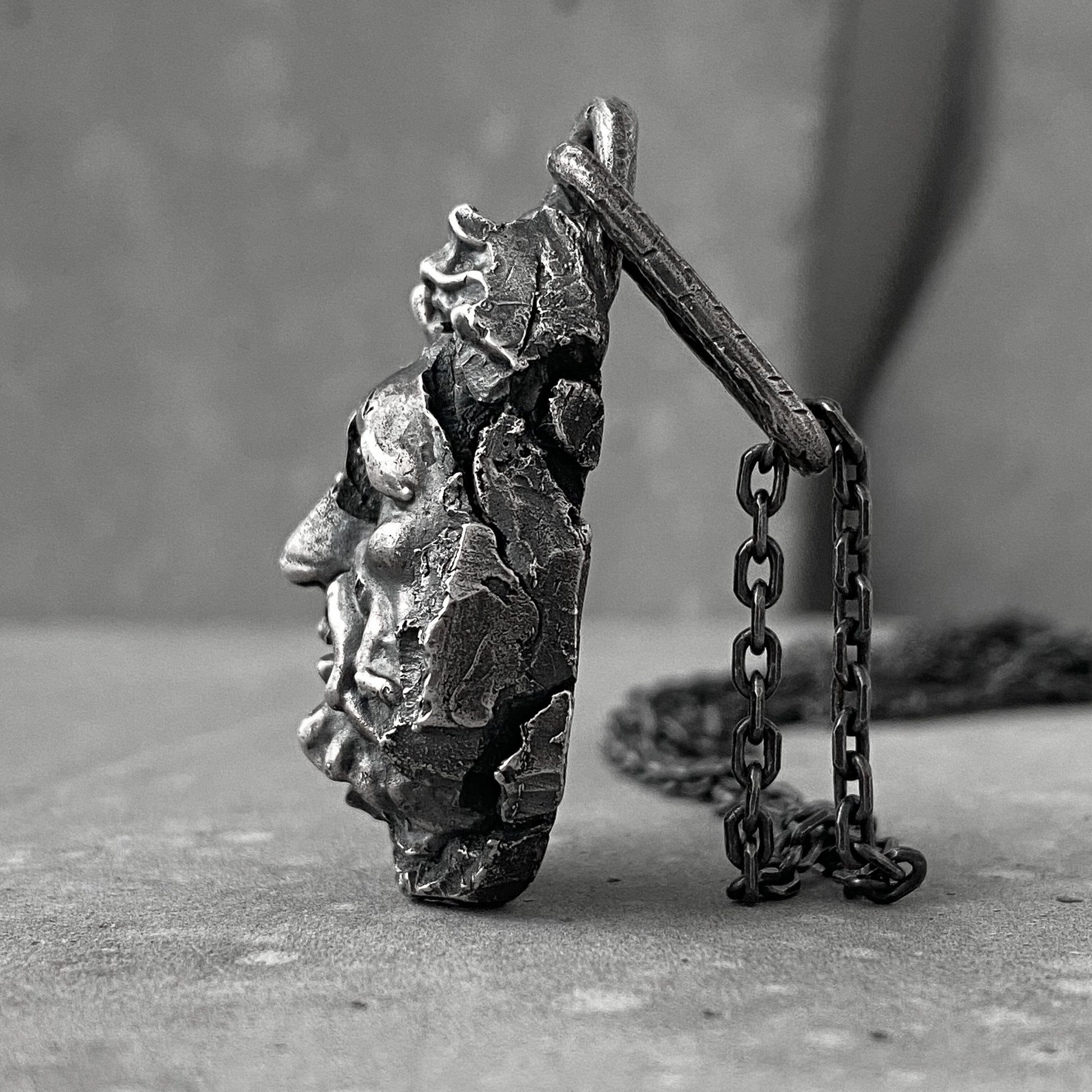 ATLANT cracks antique sculpture face pendant with long chain (100cm) Charms & Pendants Project50g 