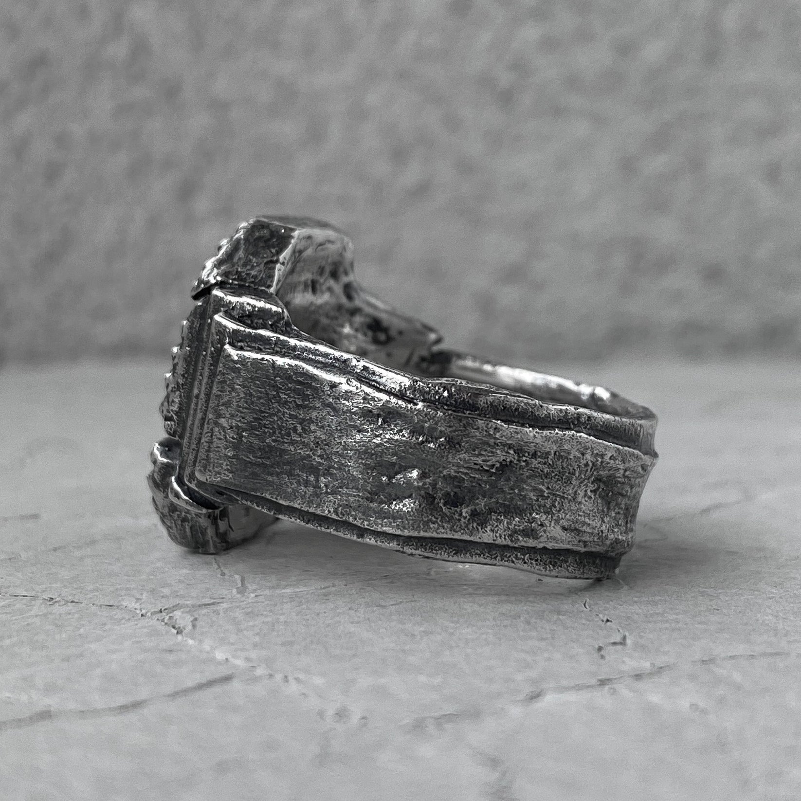Project50g CENTURION ring a wide brutal ring with an roman motifs