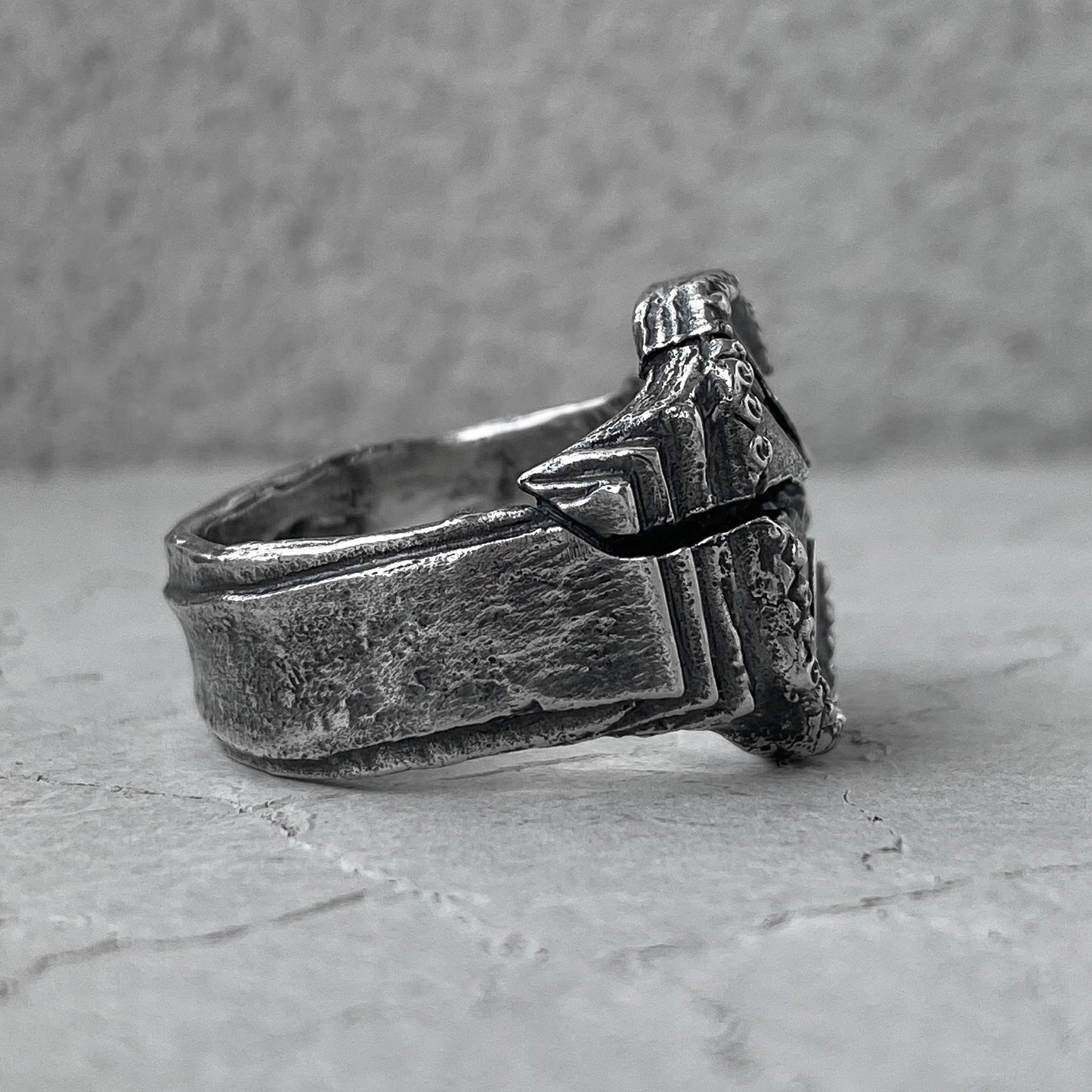 CENTURION ring -a wide brutal ring with an roman motifs and cracks Unusual rings project50g 