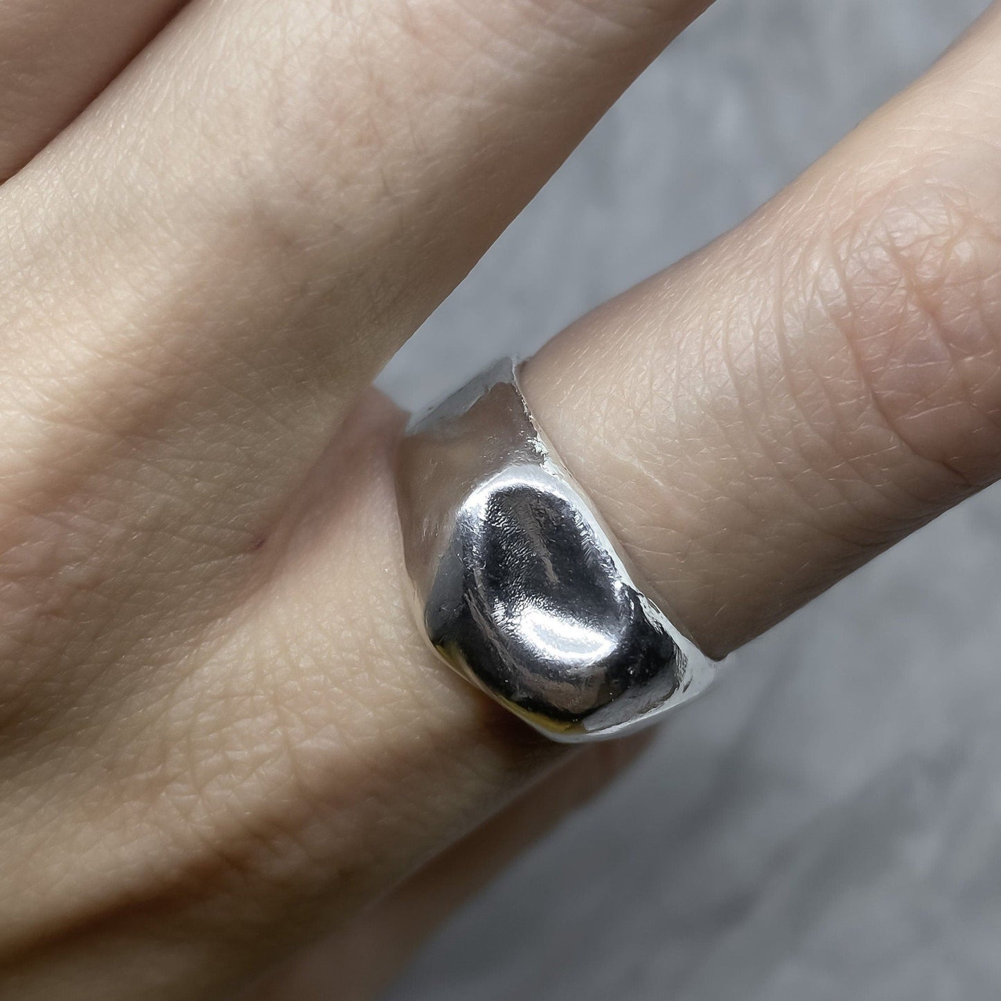 Liquid ring- a wide band of silver resembles liquid metal Band rings Project50g 