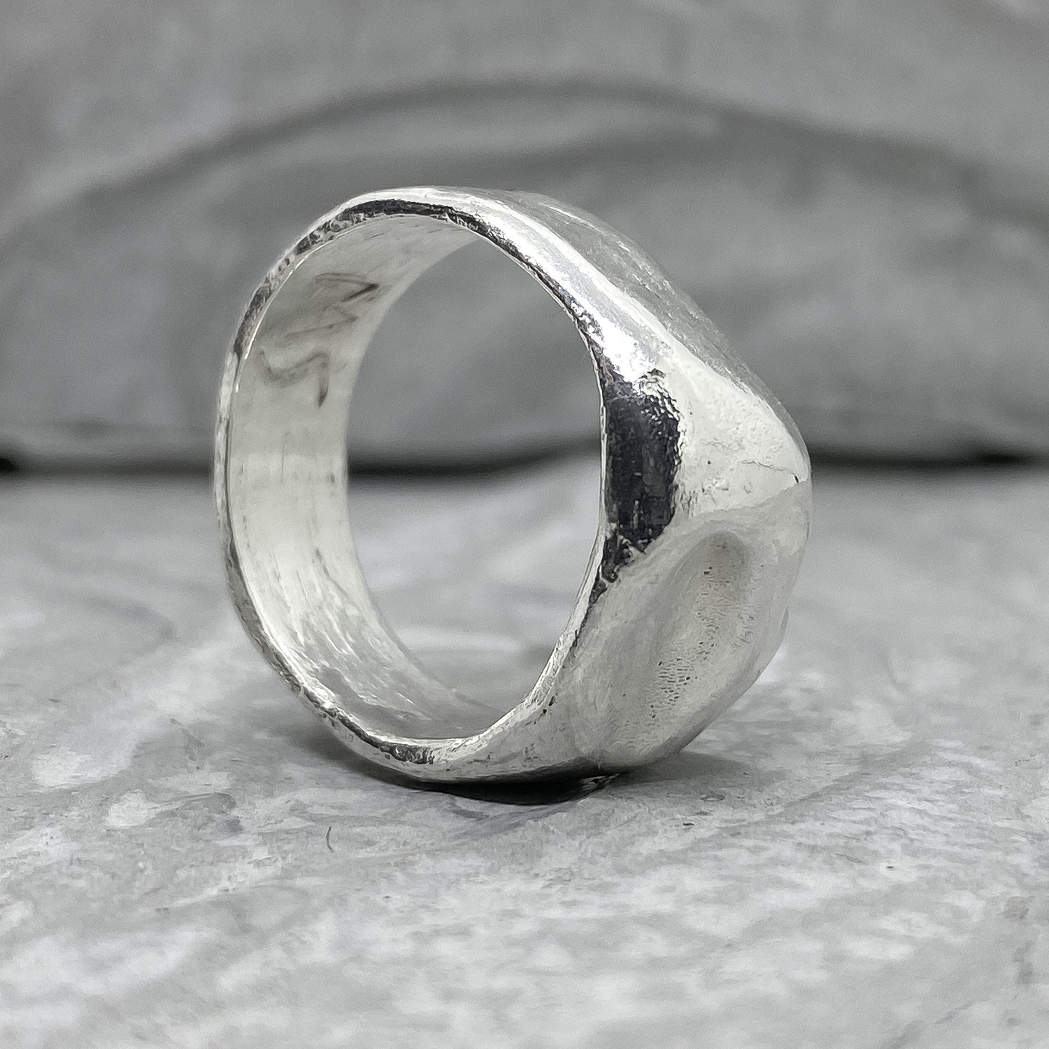 Liquid ring- a wide band of silver resembles liquid metal Band rings Project50g 