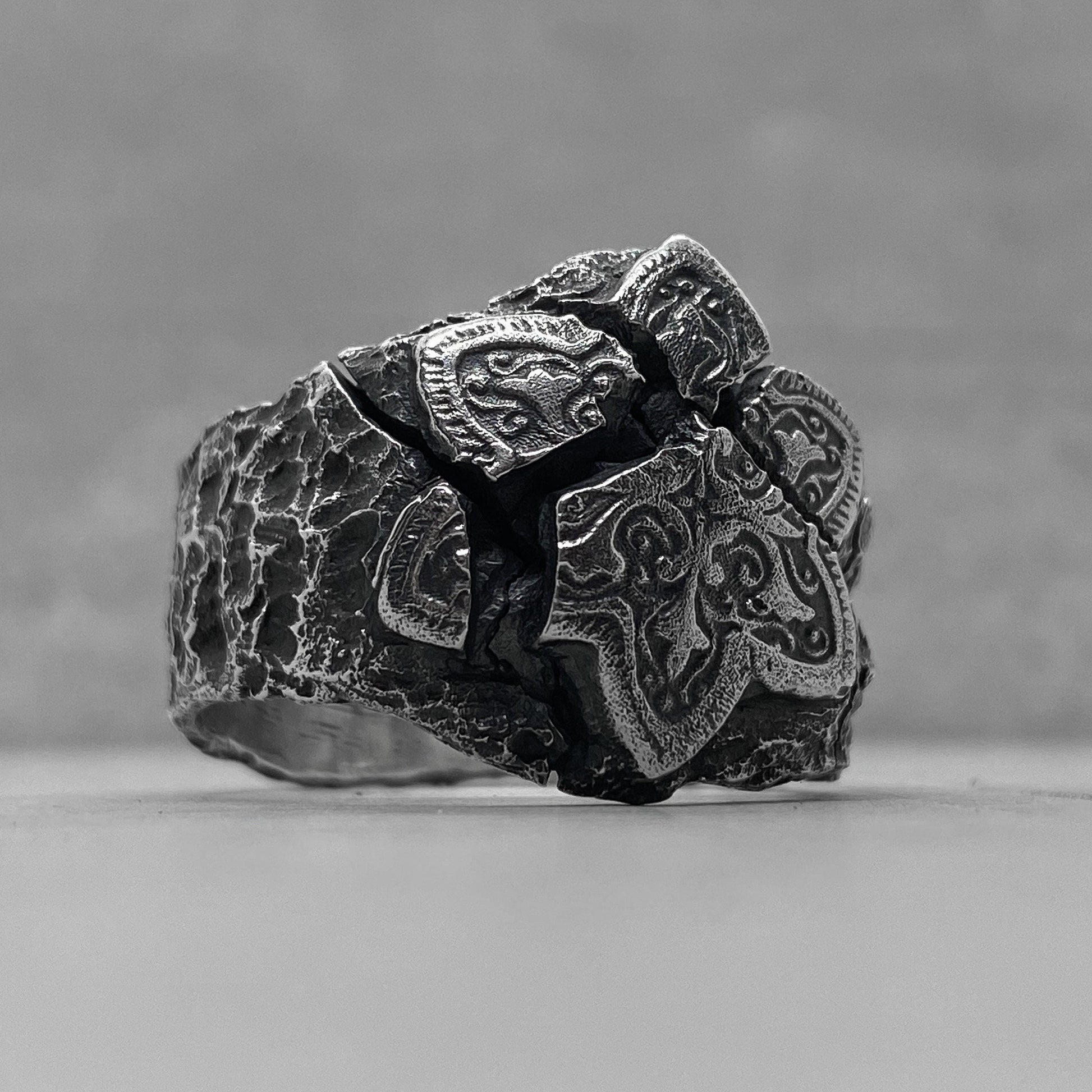 Mosaic ring - unusual ring with an oriental pattern and cracks Rings with cracks and patterns Project50g 