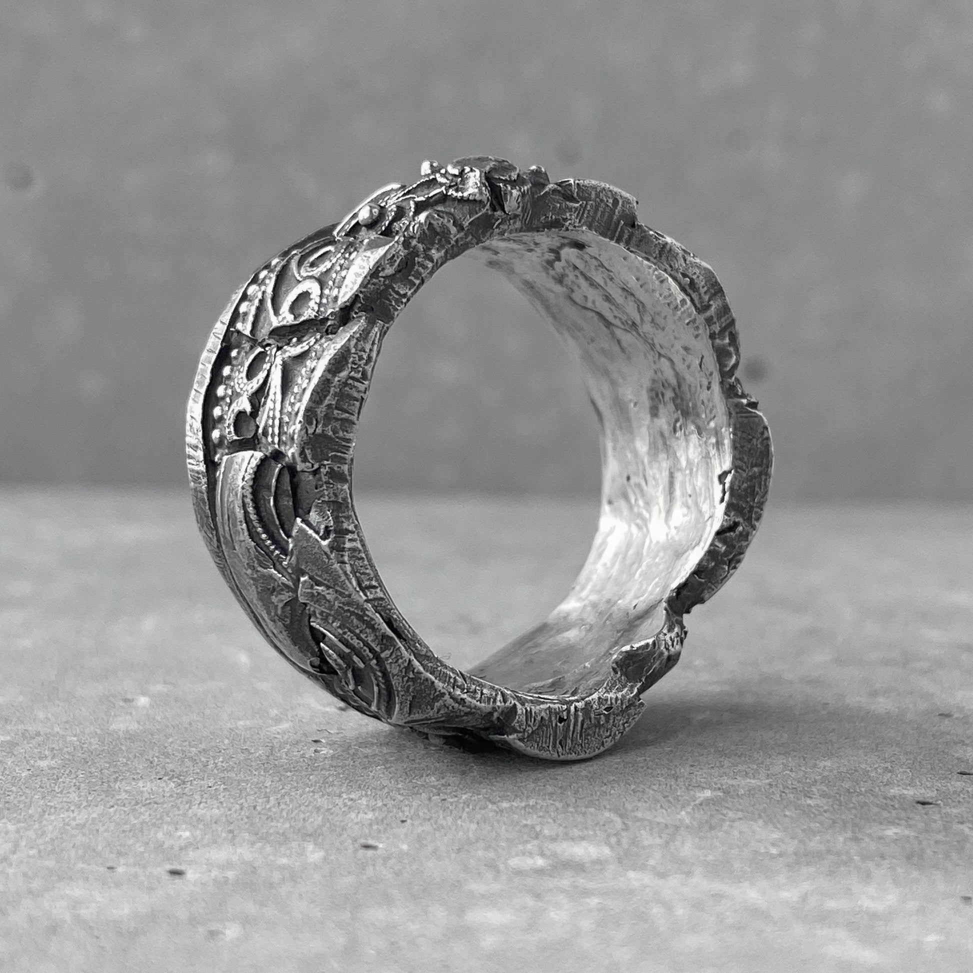 Ornament ring - wide brutal ring with an oriental pattern and cracks Unusual rings Project50g 