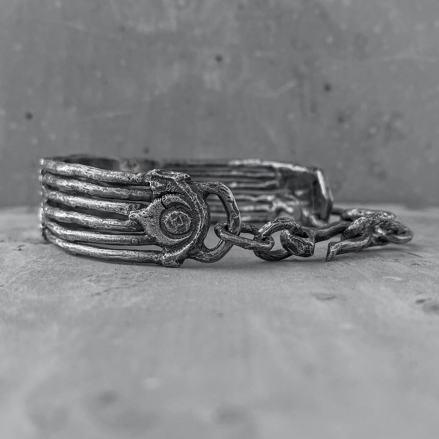 Tethys bracelet- combined ruinistic bracelet with ancient elements, patterns and cracks Bracelets Project50g 
